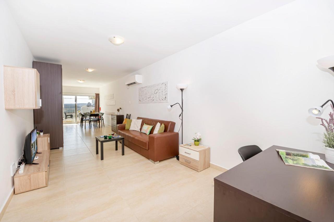 Summer Breeze Comfort Sunny Apartments Close To The Sandy Beaches - By Getawaysmalta Mellieħa Εξωτερικό φωτογραφία